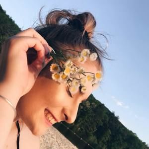 Meet your Posher, Abby